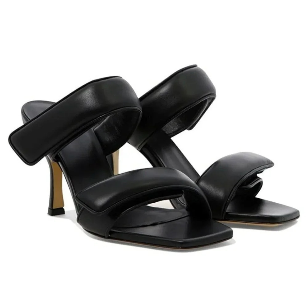 Gia Borghini X Pernille Teisbaek Perni 03 Womens Black Sandals Size 39 MSRP $395